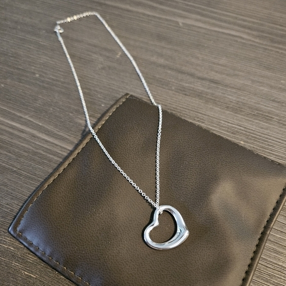 Tiffany & Co. large open heart pendant necklace (with COA) - Picture 3 of 7